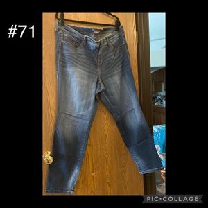 EUC Torrid Luxe Skinny Jeans Sz 22R